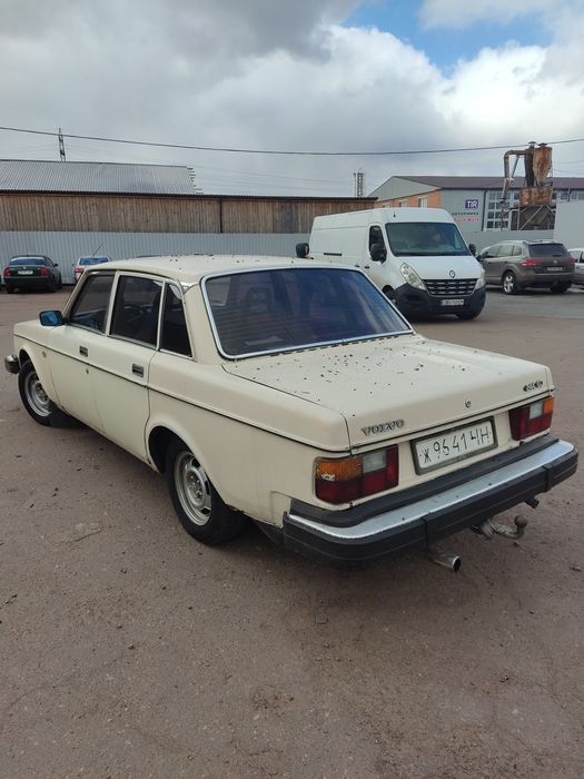 Volvo 244 2.1 бензин газ