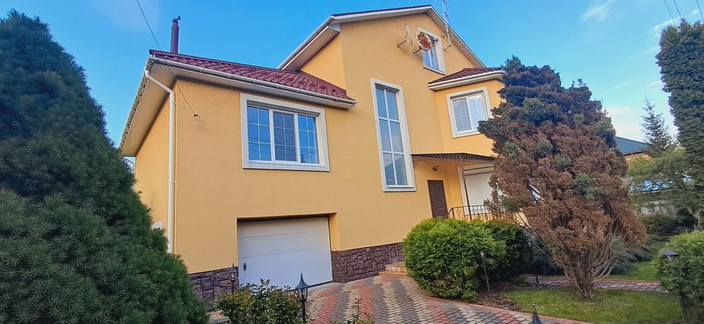 Комфортний 1 затишний будинок. 6 кімнат.