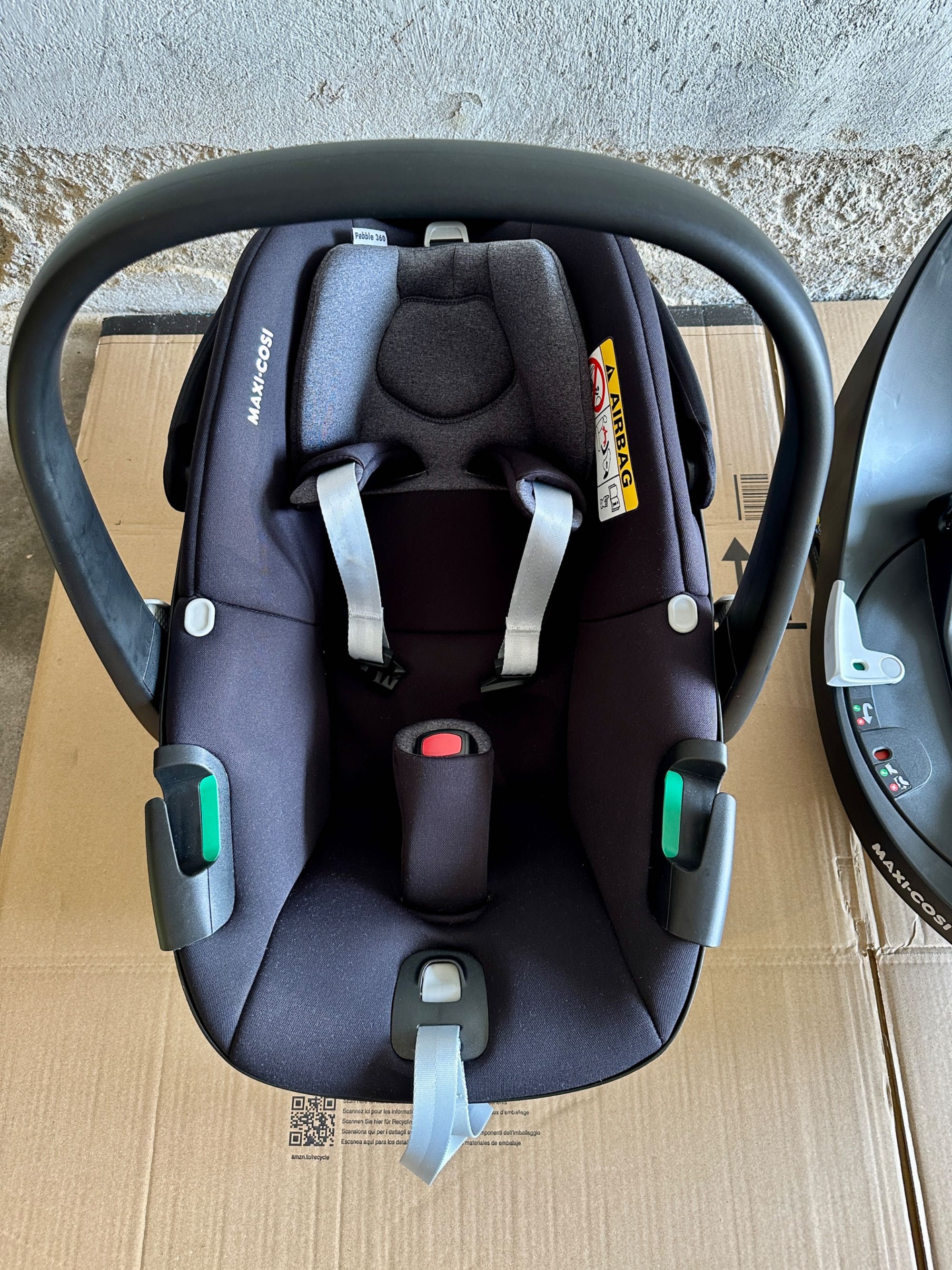 Fotelik samochodowy Maxi-Cosi Pebble 360 + baza FamilyFix 360