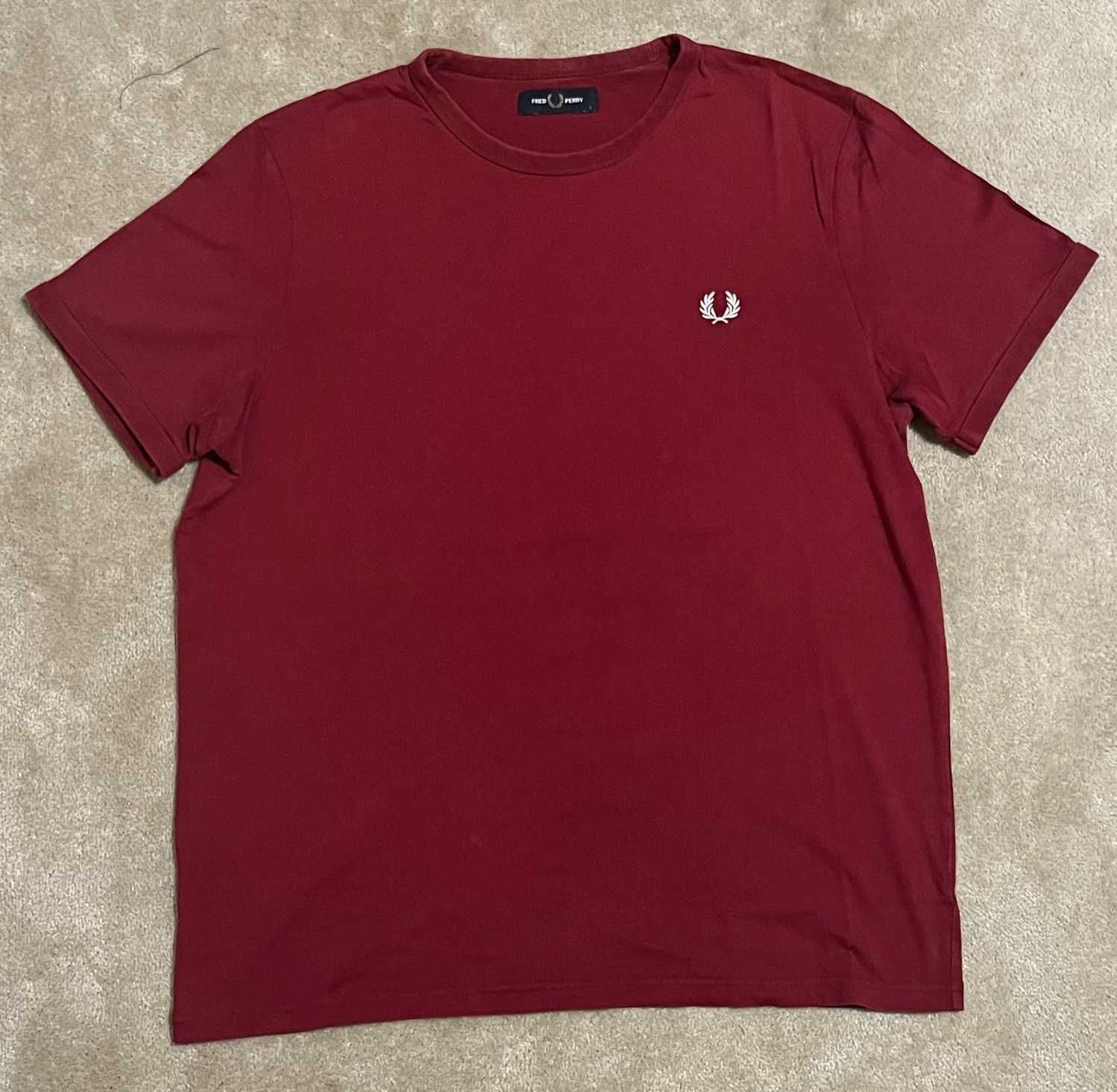 Tshirt vermelha Fred Perry tamanho L