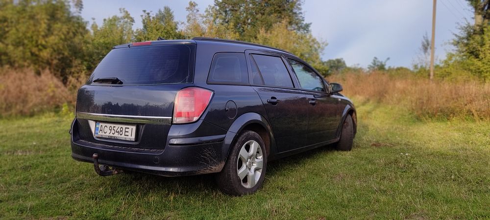 Продам Опель Астра h 1.7 механіка