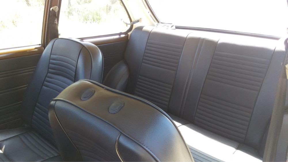 Toyota Corolla KE30 de 1975 – Clássico em excelente estado