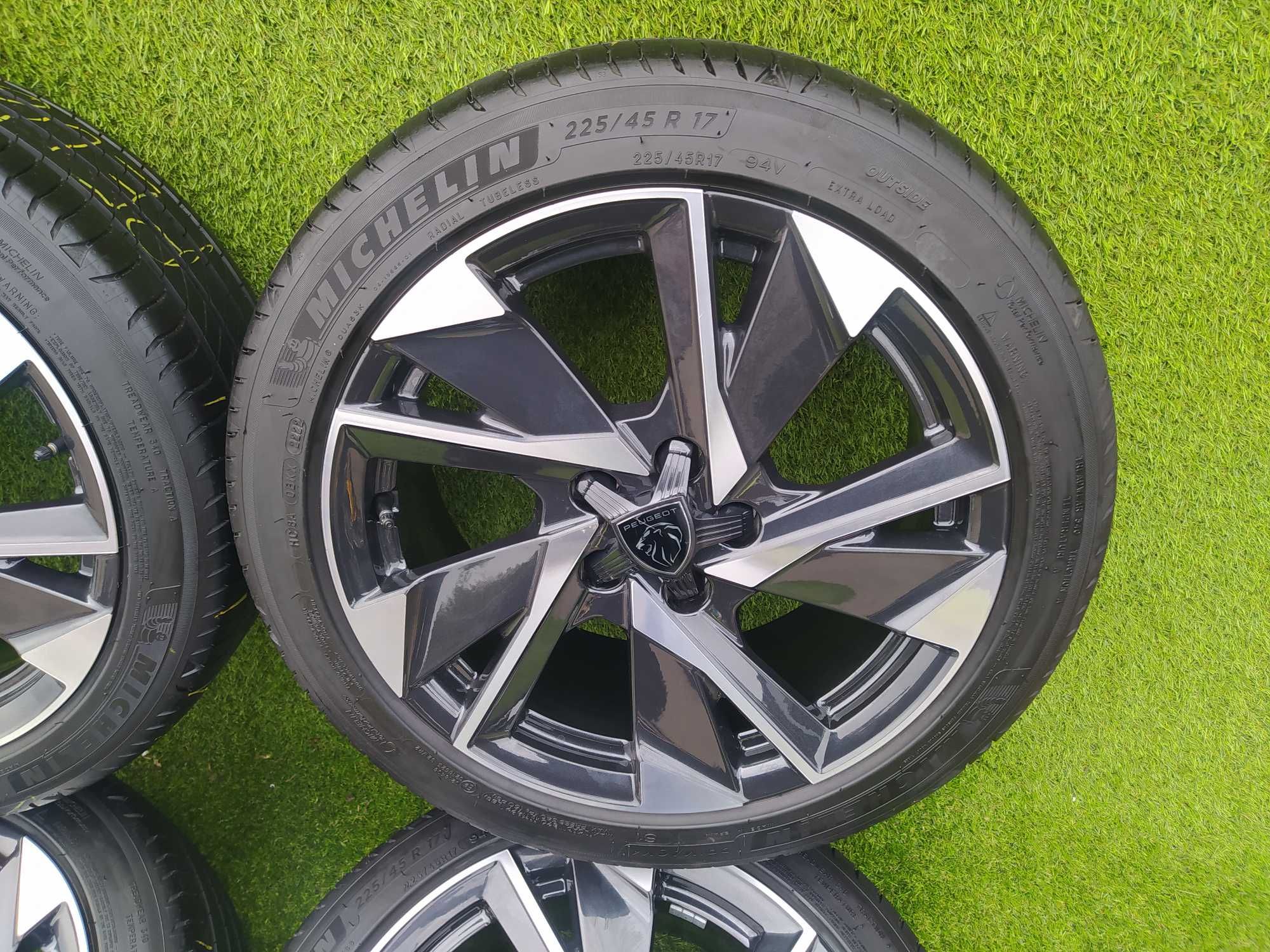 Koła felgi Peugeot 308 225/45 R17 Lato jak nowe