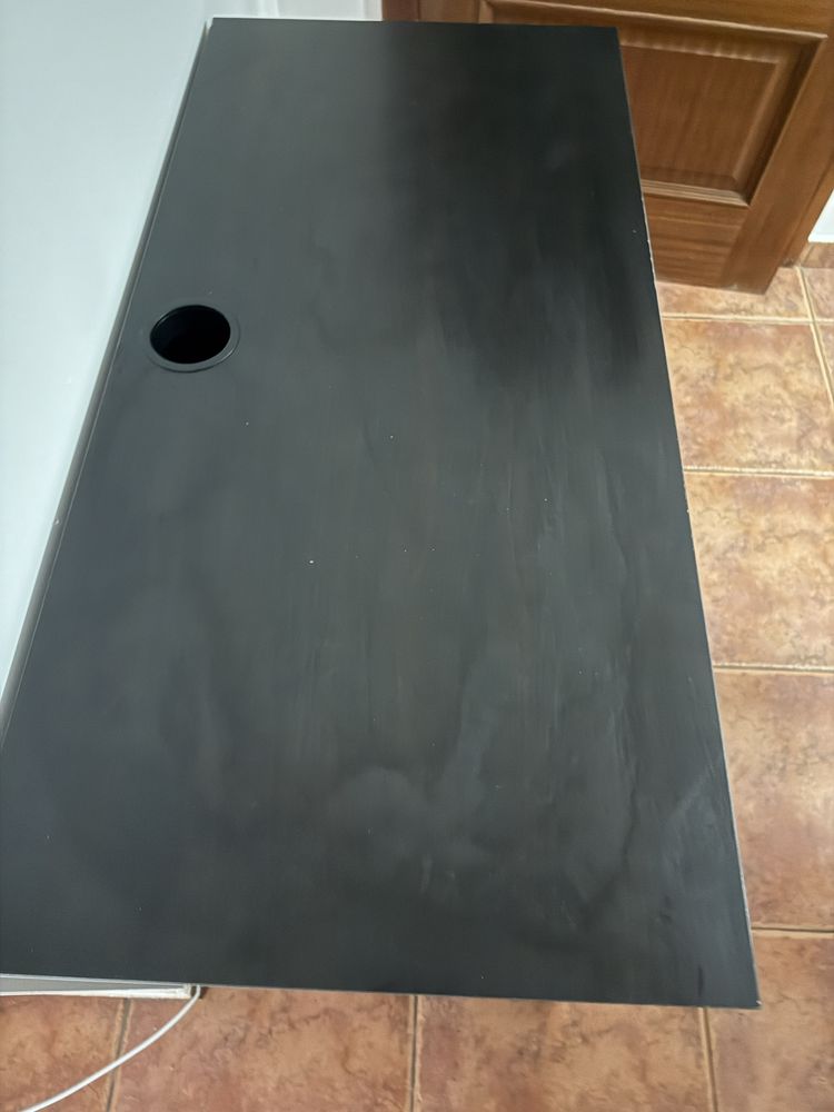 Secretária Preta IKEA