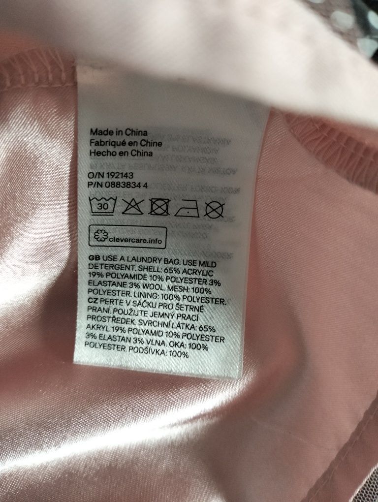 H&M śliczna sukienka, pudrowy róż, sweterkowa, mieniąca,r. 92/104