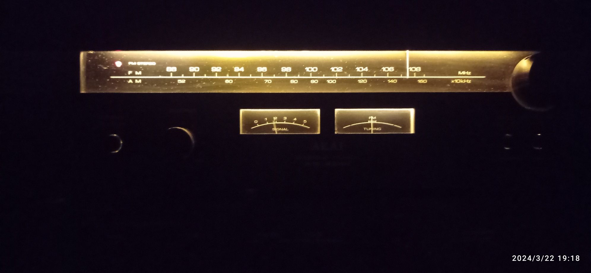 AKAI wzmacniacz i tuner AM 2200 i AT 2200 vintage