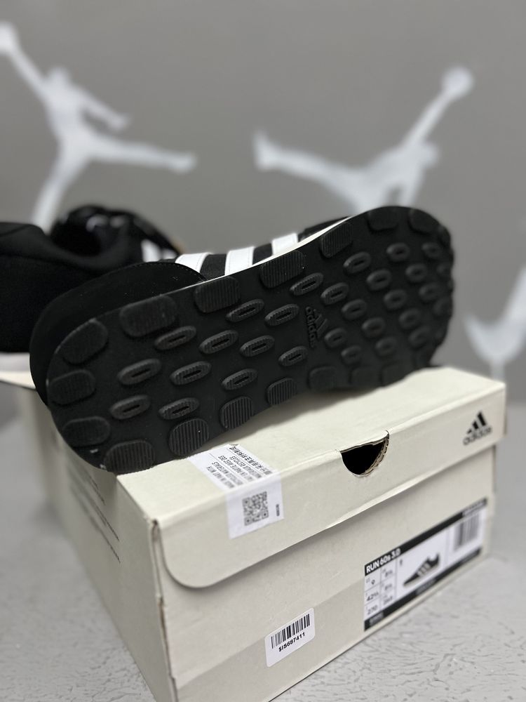 Оригінальні кроссовки кросівки Adidas Run 60 розмір:42-27 см