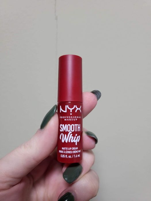 Nyx Smooth Whip Matowa Pomadka nowa