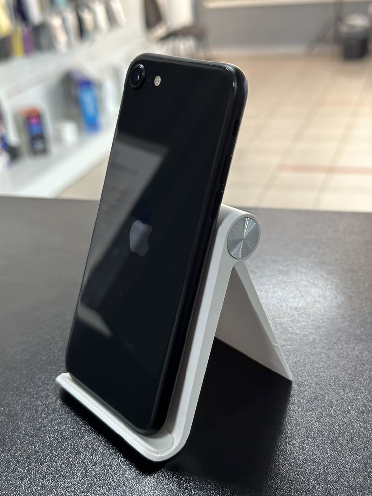Apple iPhone SE 2020 64gb space 100% Neverlock