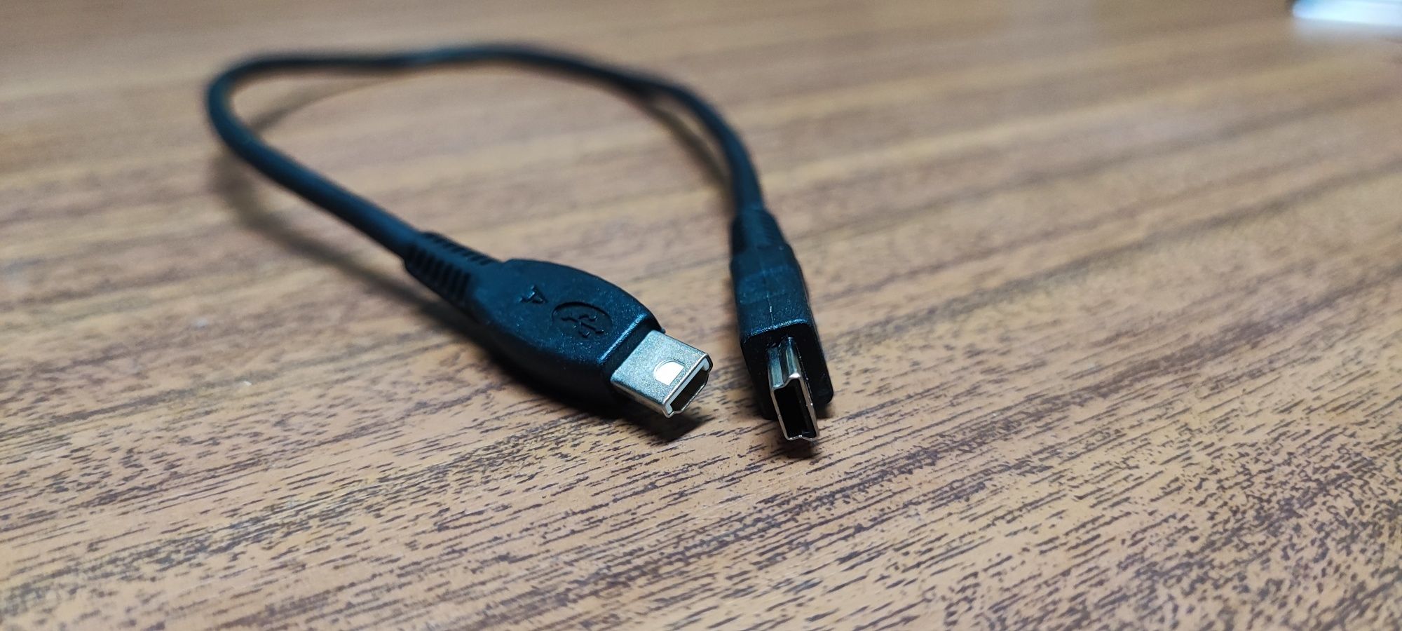 Cabo mini USB A/B para TI-84 Plus / TI-89 Titanium