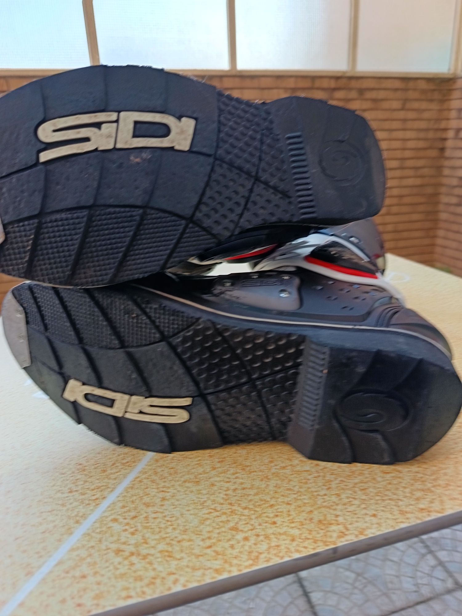 Sidi crossfire tamanho 43