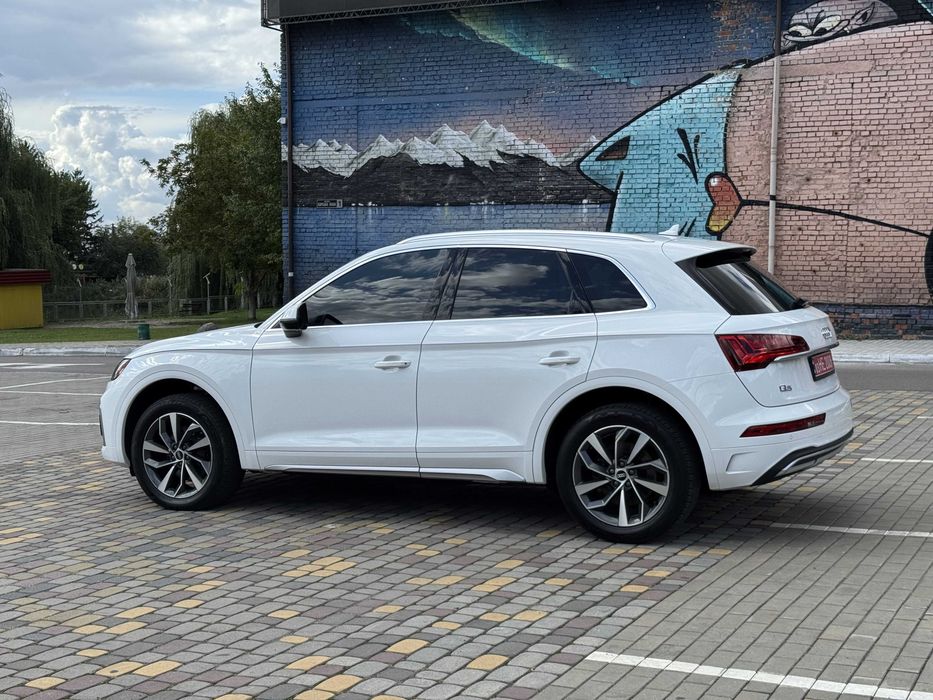 Audi Q5 2021 Свіжопригнана гібрид