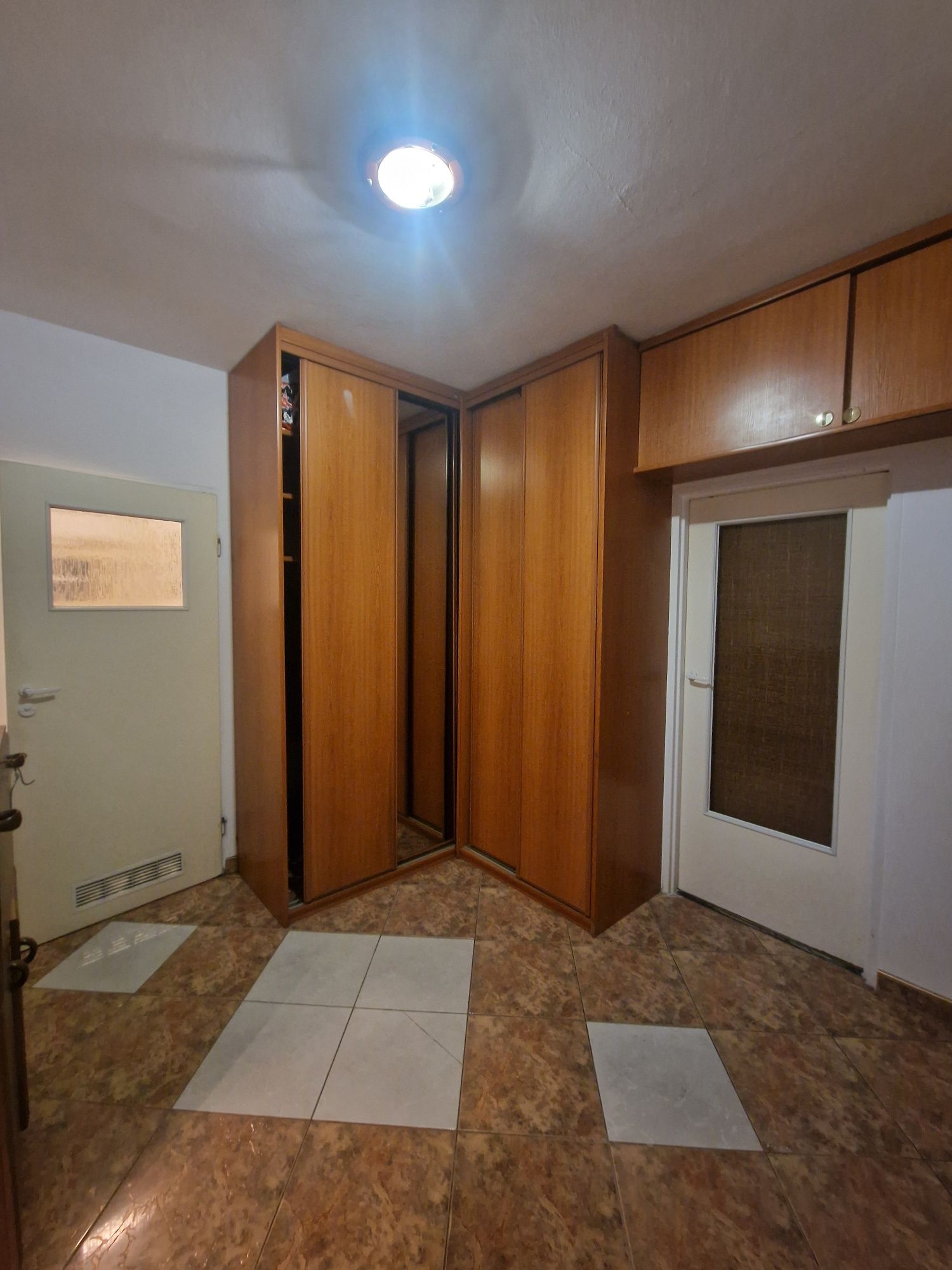 Pokoj do wynajęcia 15m2 obok Metra kabaty