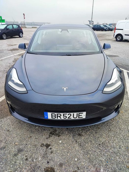 TESLA Model 3 AWD - IVA dedutivel
