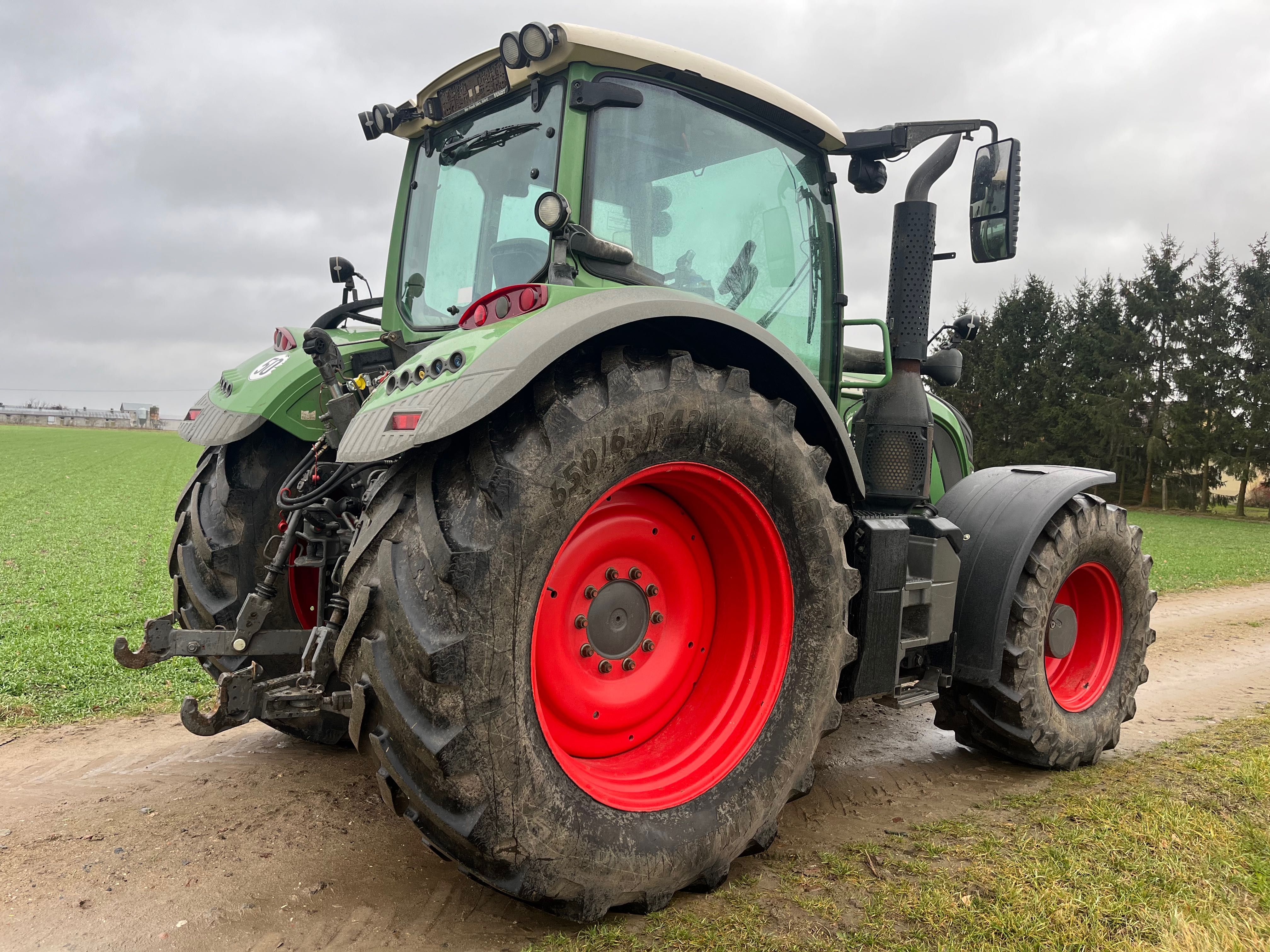 Fendt 724 GPS sprowadzony z Niemiec