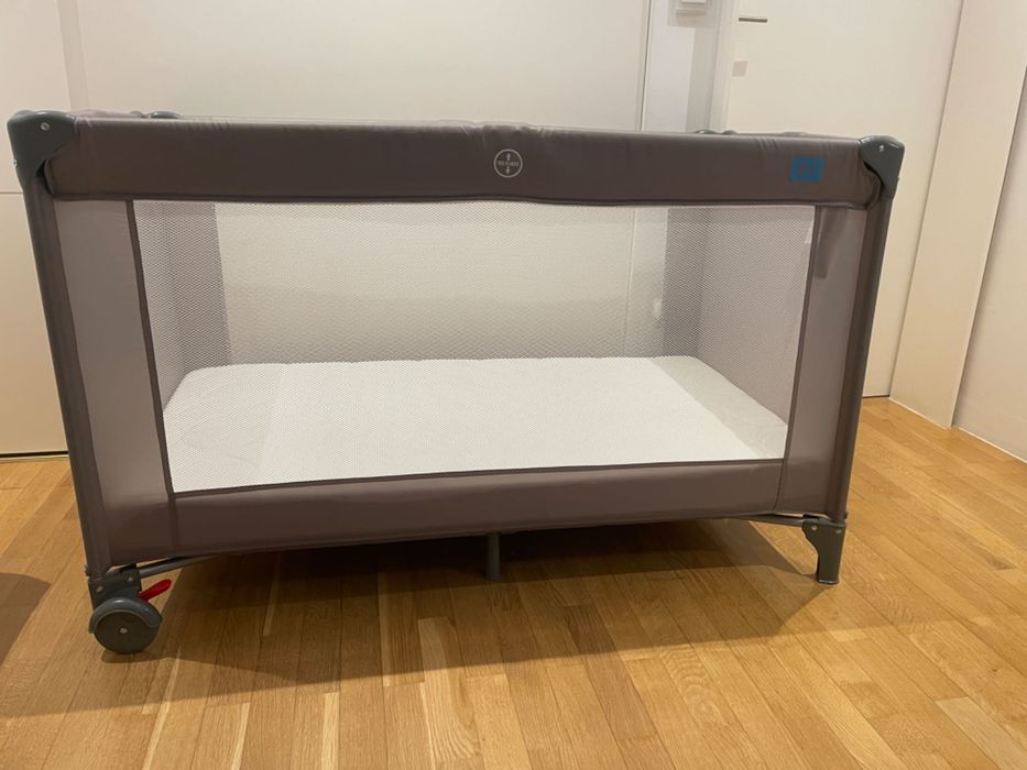 Berço de viagem Zippy Baby (2 alturas) + colchão ecus Kids goli earth