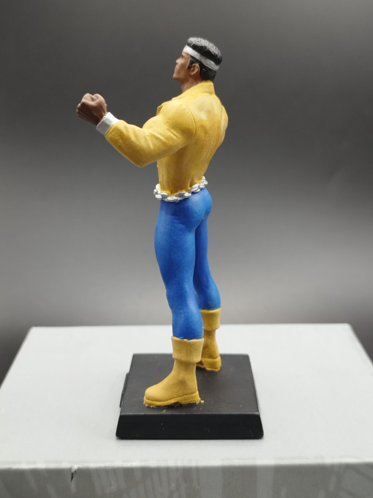 Figurka Marvel klasyczna Luke Cage  #59 ok 8 cm figurka