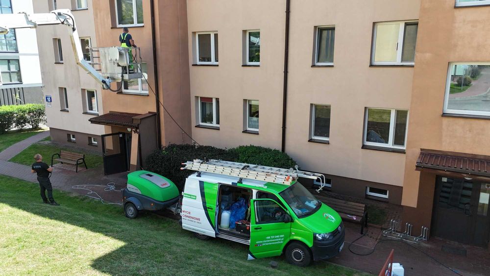 Wynajem/ Usługi/ Podnośnik koszowy/ zwyżka 22m-45m