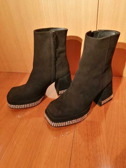 Botins Ras (novos) - tamanho 38