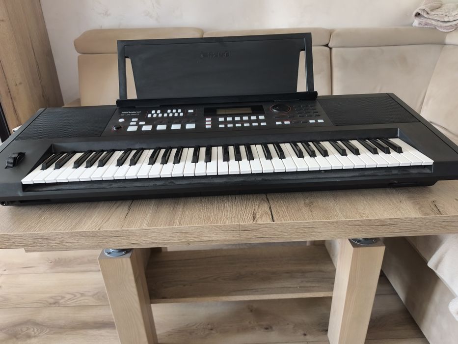 ROLAND E-X50 Keyboard