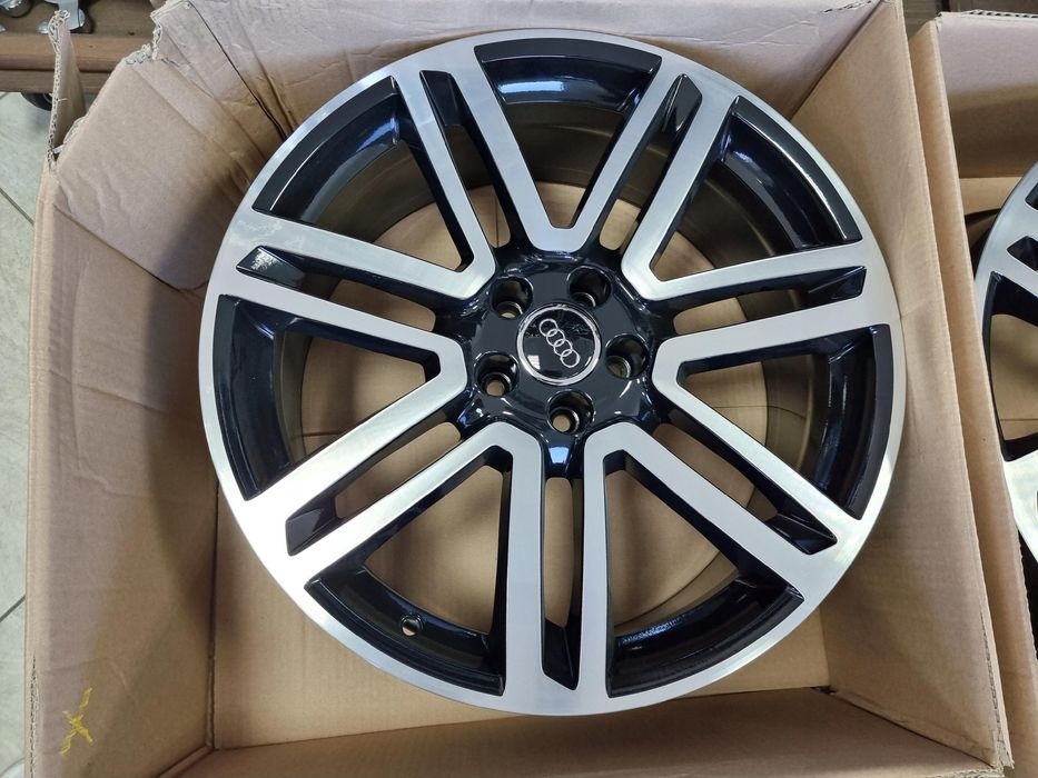 Czarne Felgi Audi Q7 A6 Rs6 S6 C7 A7 Rs7 20 Cali