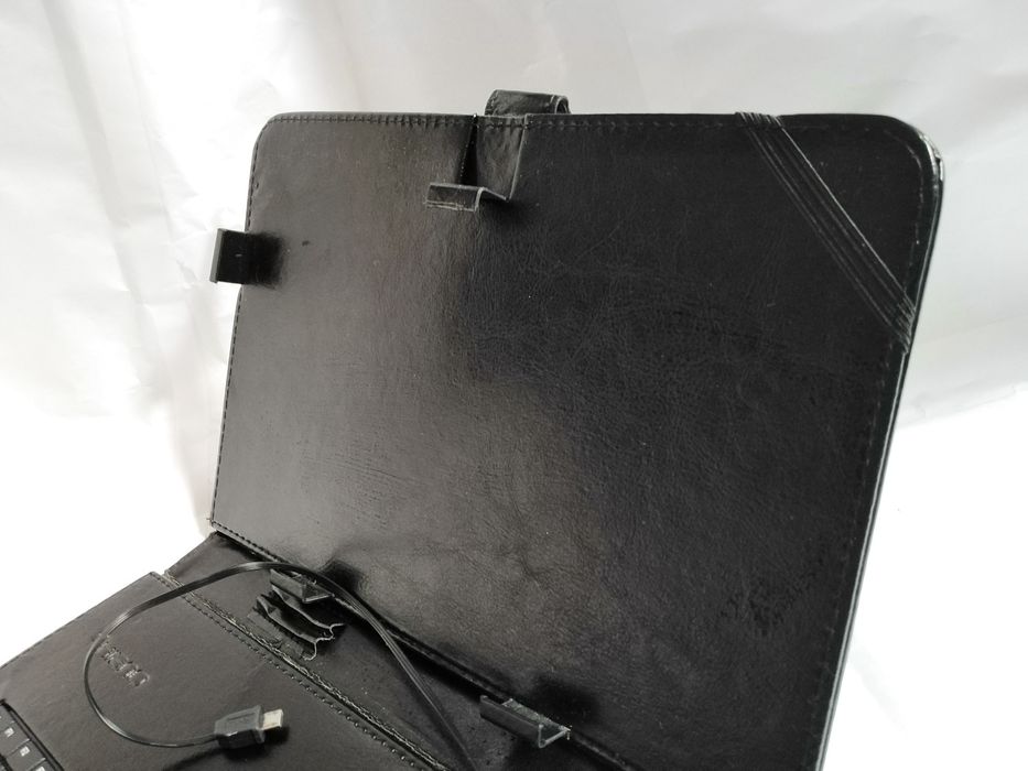 Etui z klawiaturą tablet 10 cali