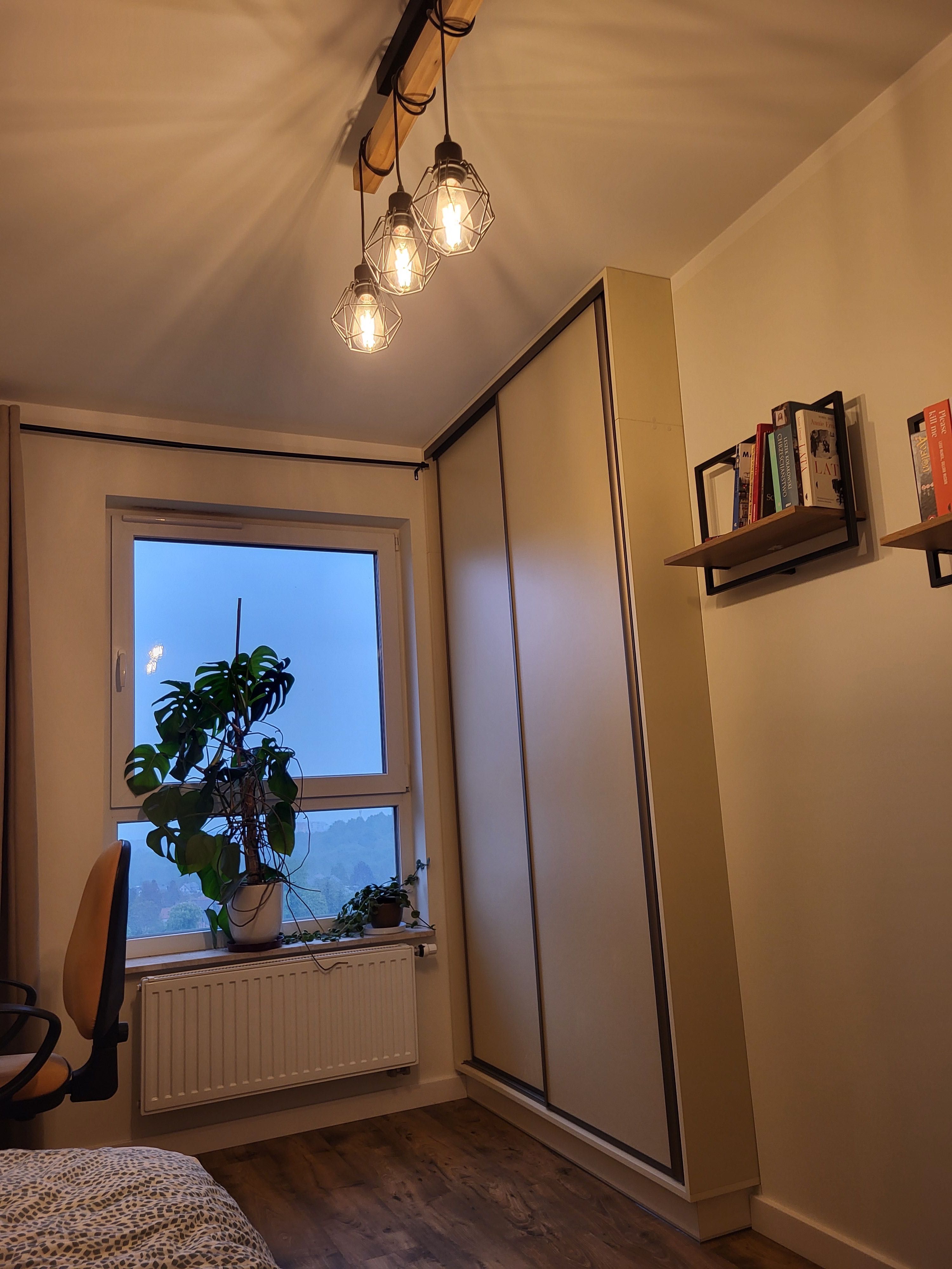 Jednoosobowy Pokój w nowym mieszkaniu Szpakowa Kraków