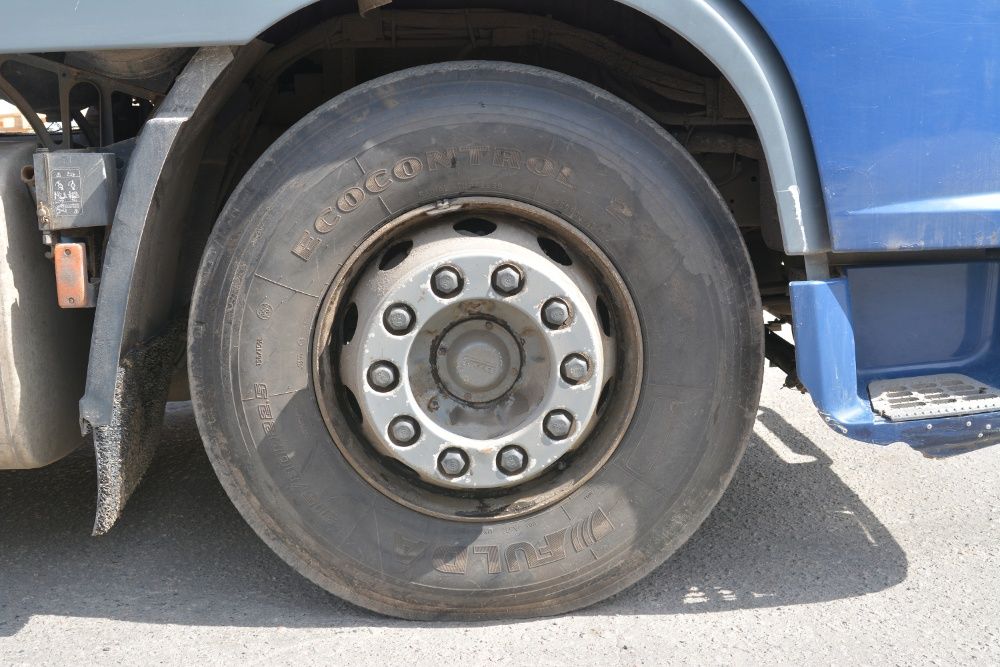 Продам грузовой автомобиль DAF95 XF480