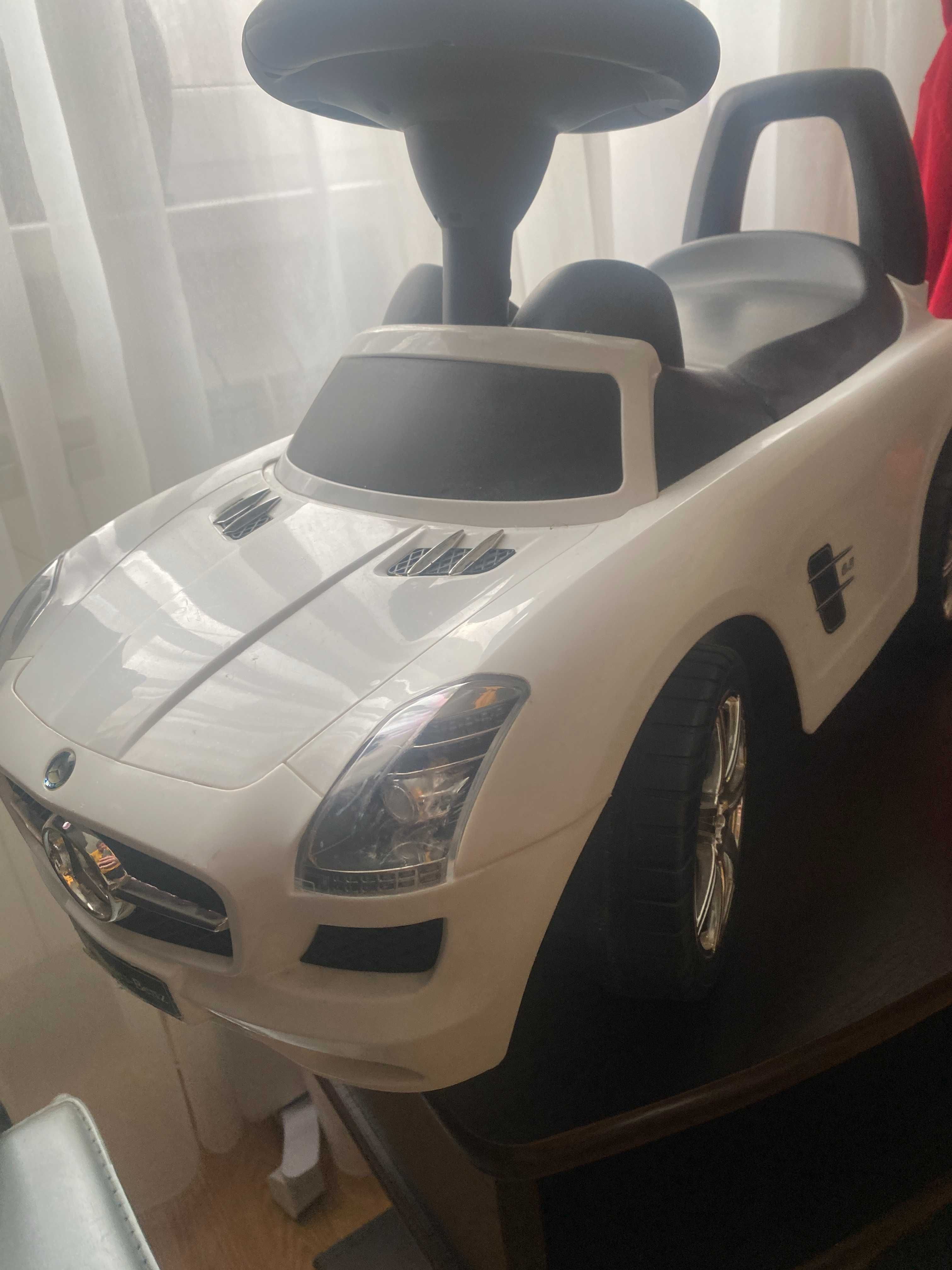 толокар машина детская Mercedes