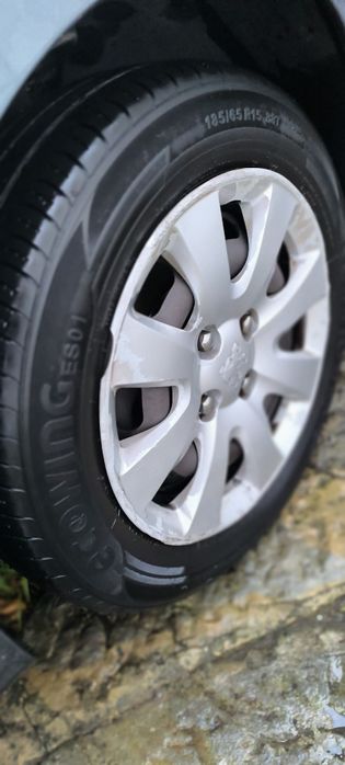 OTIMA OPORTUNIDADE - Peugeot 207 1.4 16 V