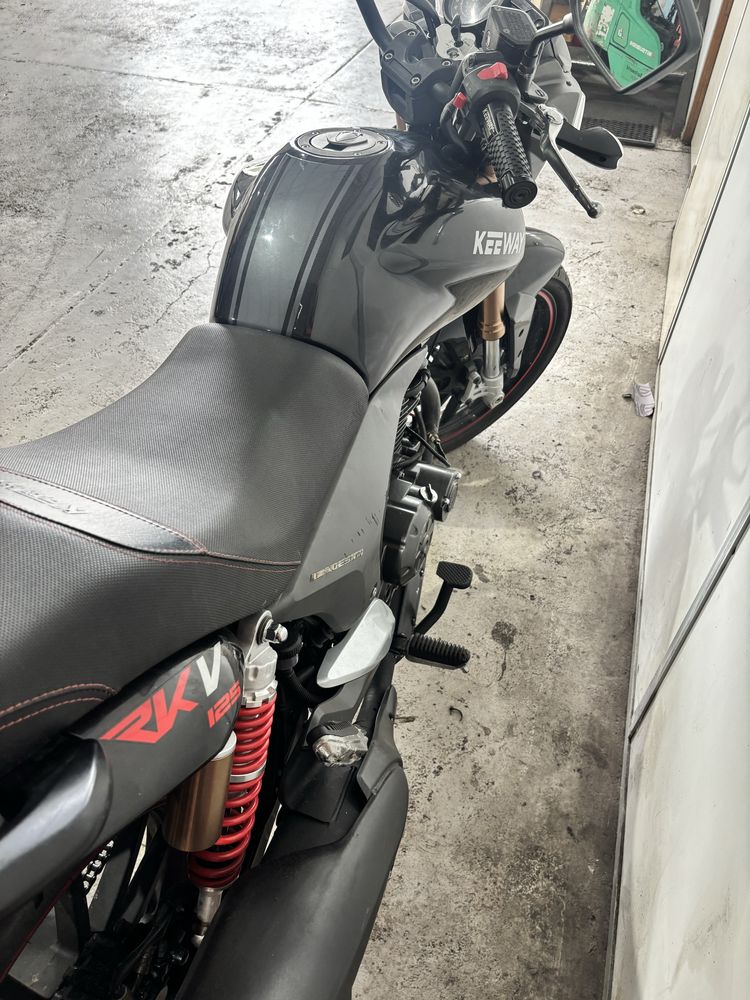 Keeway RKV 125 avariada