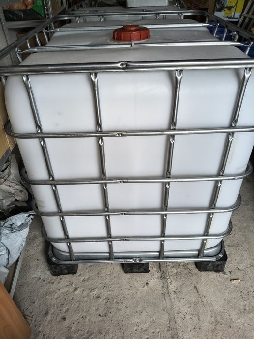 Zbiornik, Mauser 1000 litrów