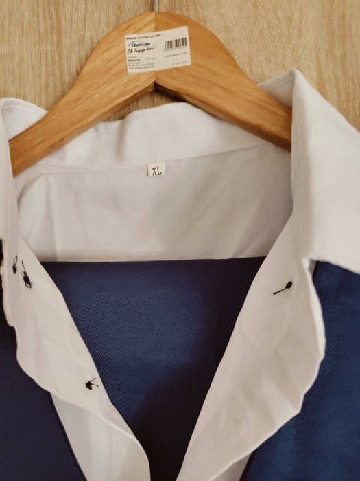 Na sprzedaż nowy garnitur