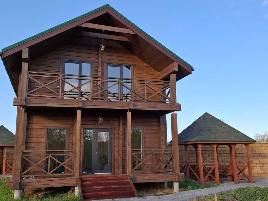 Продам  2-пов. дерев'яний будинок  в с.Яськи на  березі річки Турунчук