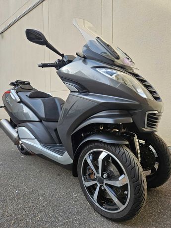 Peugeot Metropolis 400cm3, rok 2018, ABS, TCS, stan b.dobry, na kat B