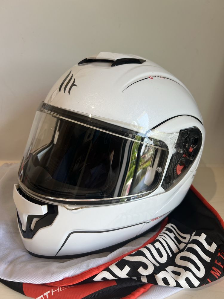 Capacete modular em excelente estado