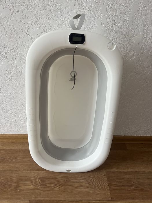 Продам дитячу складну ванночку в хорошому стані