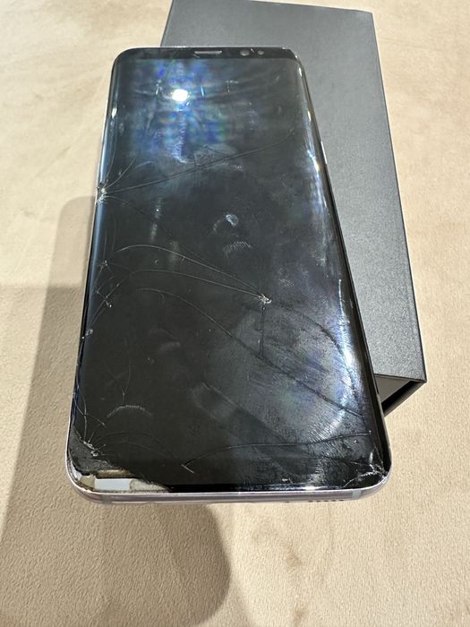 Samsung S2 / S6 Edge / S8 e Huawei Y3