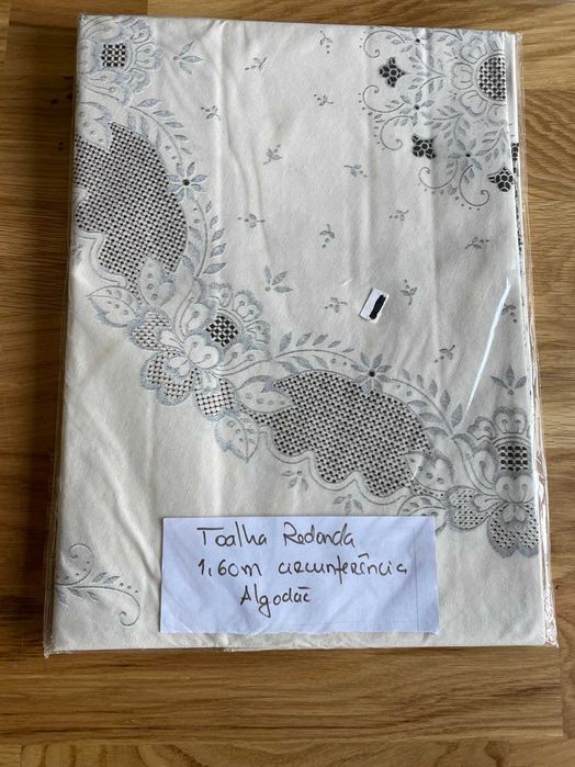 Toalha de Mesa Redonda NOVA