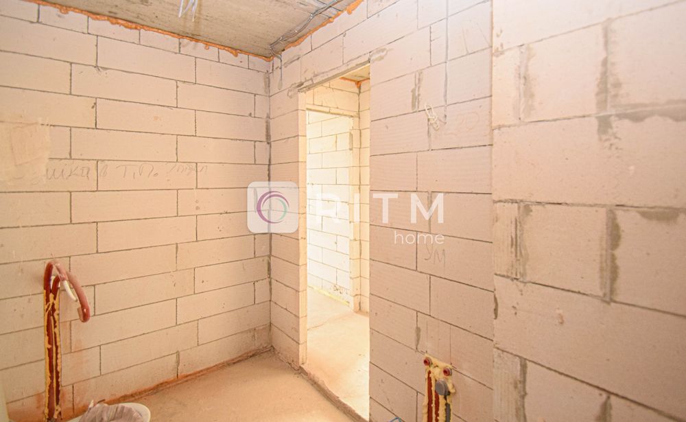 Простора 2-кімнатна квартира в новобудові, вул. Котляревського, 69