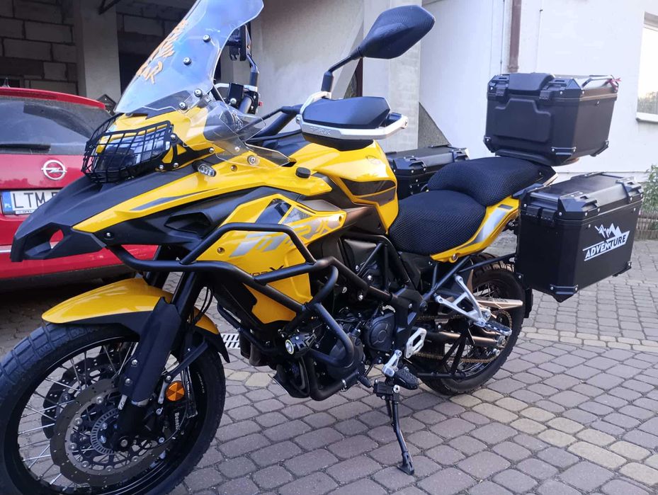 Żółty Super BENEK