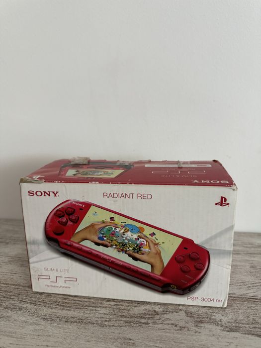 PSP Slim Lite 3004 Red edition