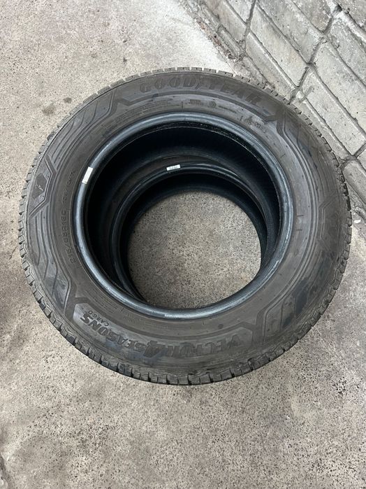 Шини Goodyear M+S 215/65 R 16 C
