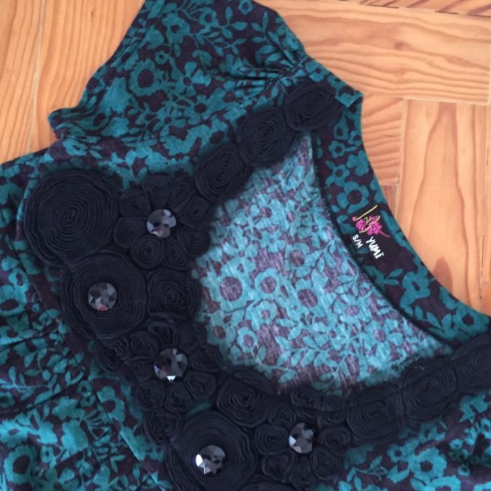 Vestido verde e preto