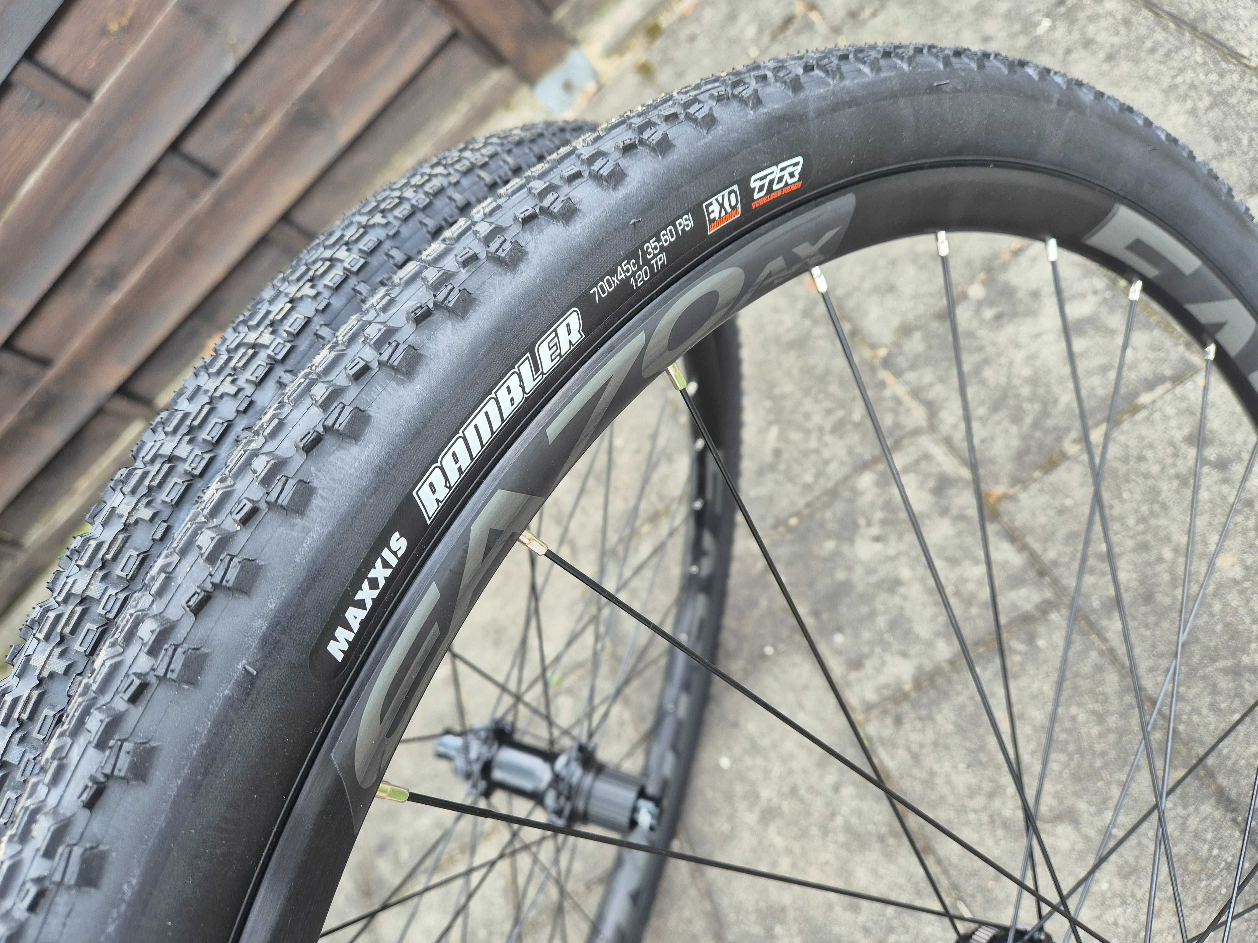 Komplet kół EASTON EA70 AX Disc + Maxxis Rambler 45
