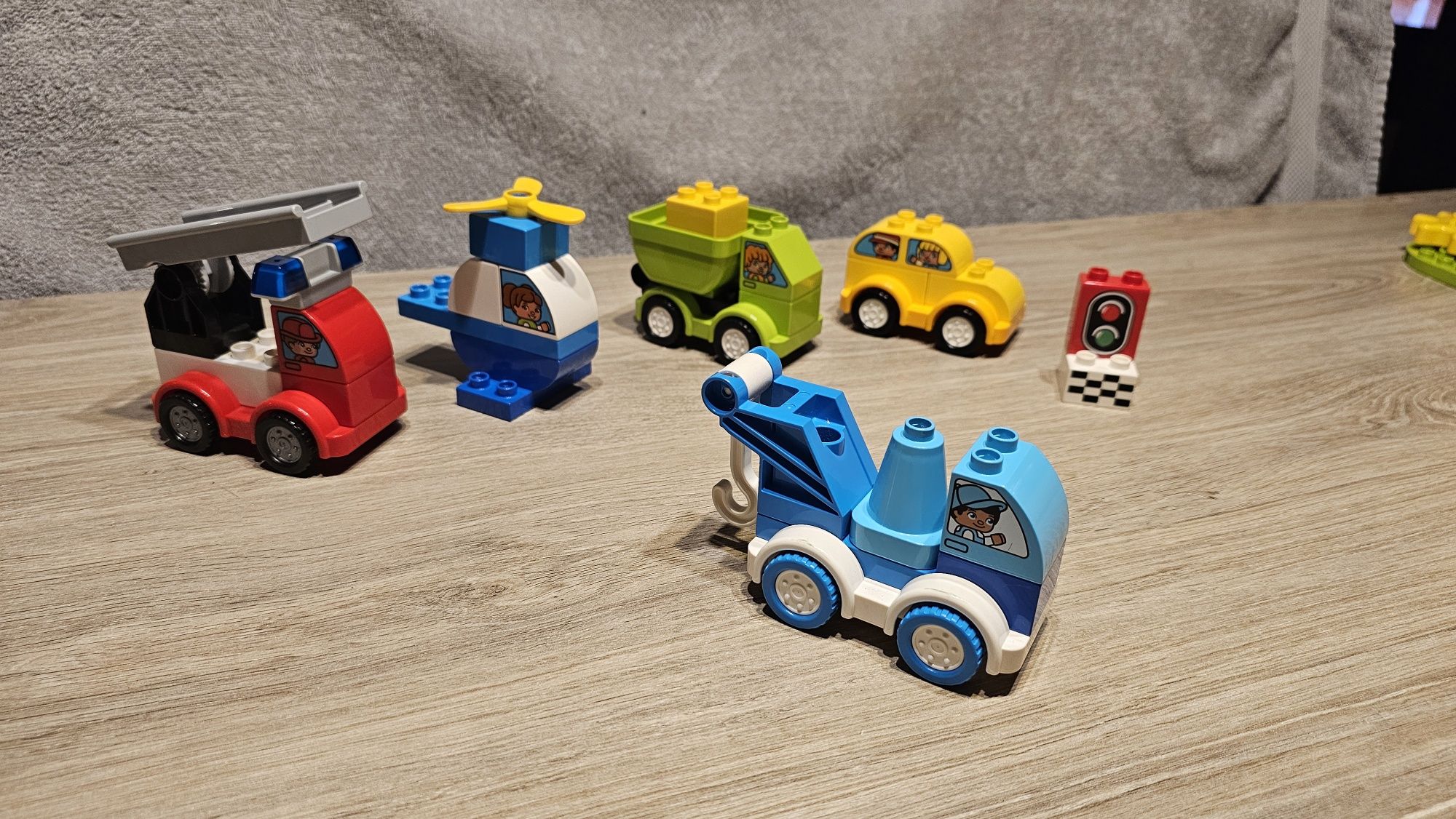 LEGO Duplo 10886 Moje pierwsze samochodziki + 10918 Dźwig