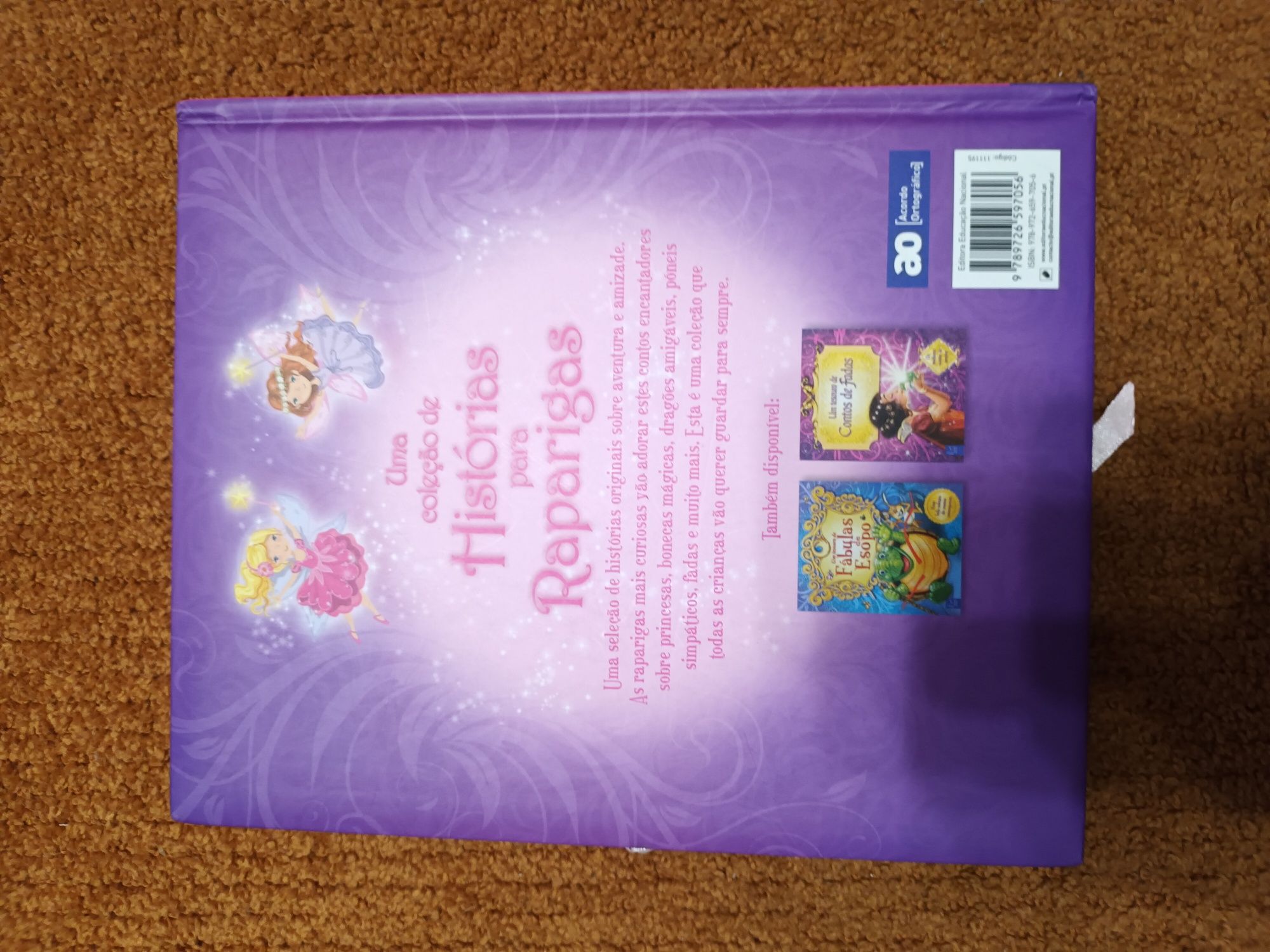 Livro infantil-Uma coleção de histórias para raparigas