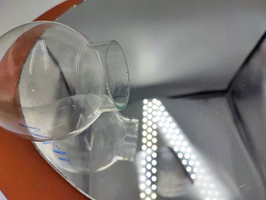 Stary klosz,kominek,śr.42 mm.wys.22,5 cm.