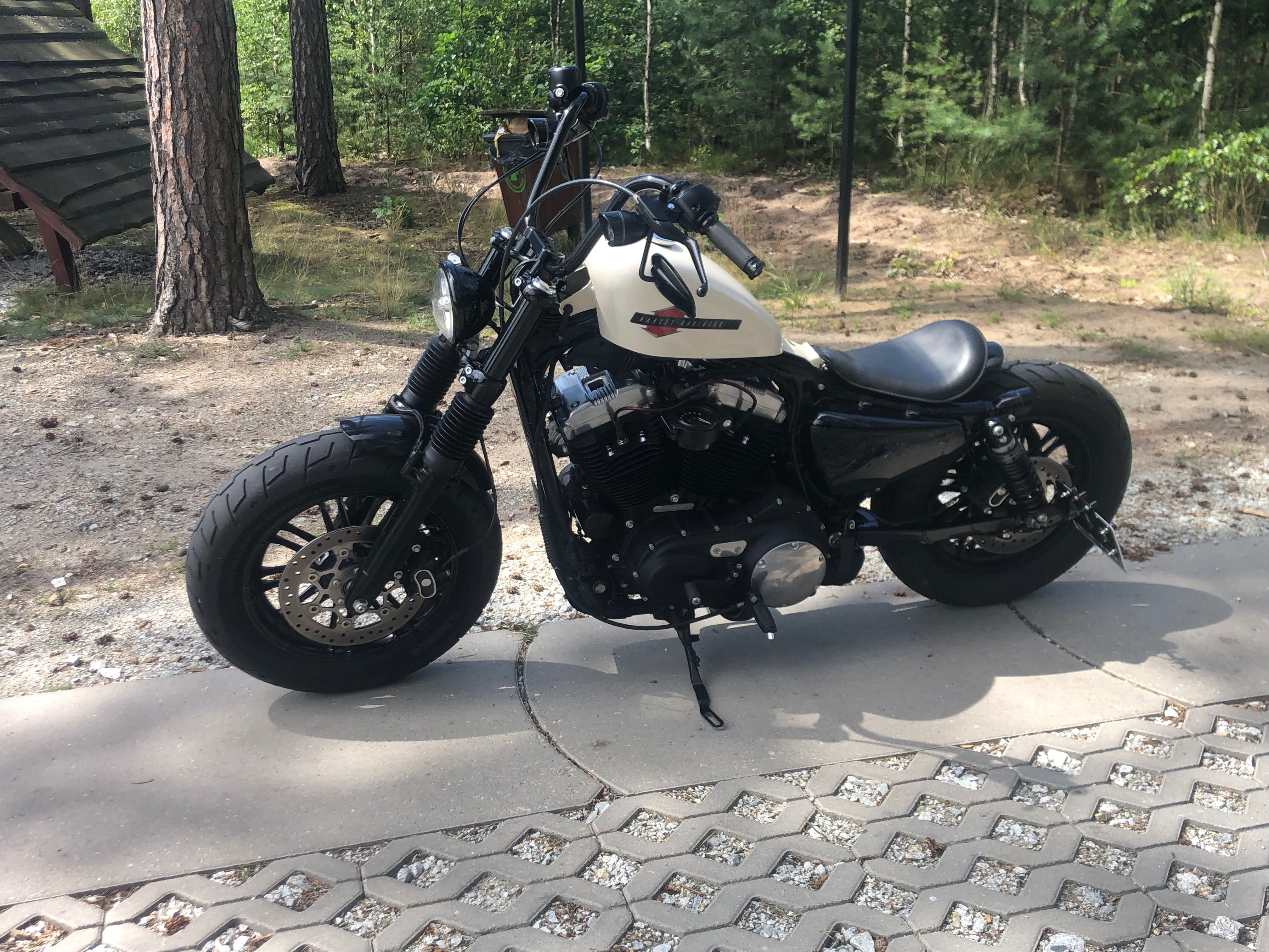 Harley-Davidson Sportster XL1200 Forty-eight Custom