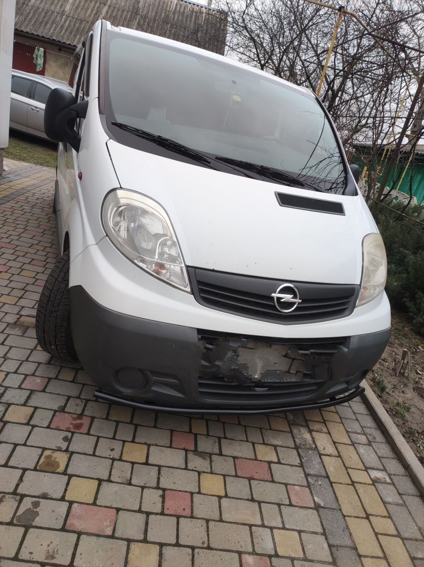 Кенгурятник захист Vivaro Trafic Primastar